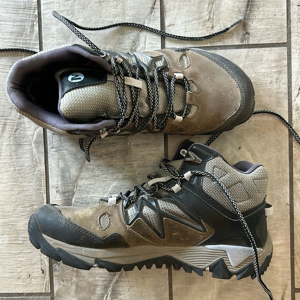 Merrell All Out Blaze hiking boots 8